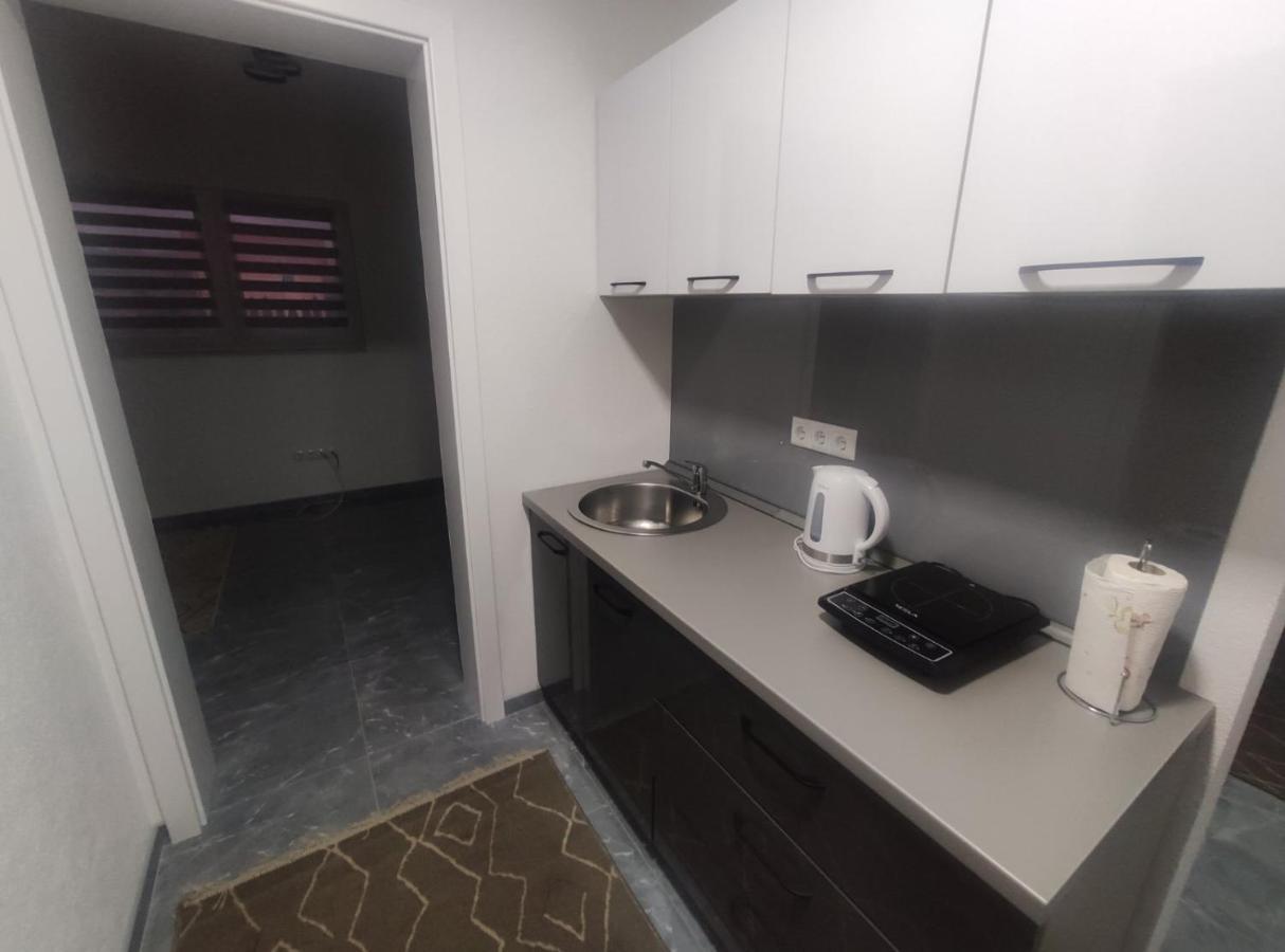 Neer Apartment Zivinice Екстериор снимка
